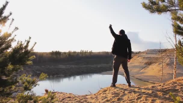 Winnaar Top Van Helling Boven Het Meer Toerisme — Stockvideo