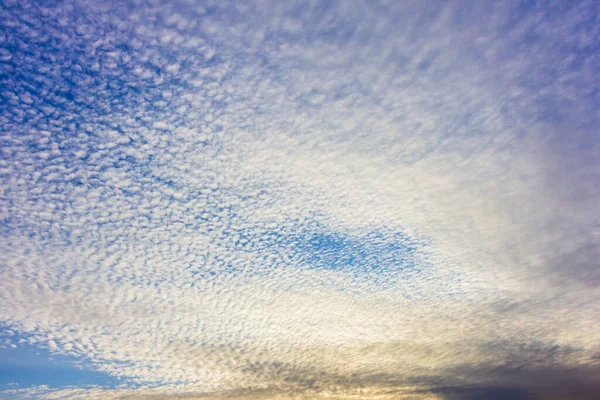 Textur Himmel Wolken Sonnenuntergang Licht Wolkenlandschaft Horizont flauschig — Stockfoto