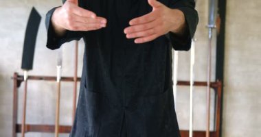 Kung fu fighter fitness Studio 4 k dövüş sanatları uygulamak