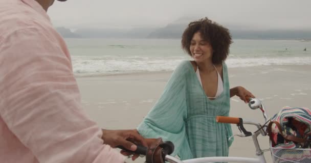 Vue Latérale Couple Afro Américain Sur Une Plage Bord Mer — Video