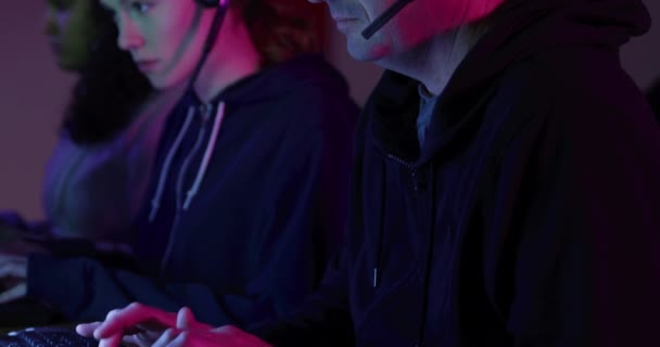 Side View Caucasian Man Working Creative Office Typing Computer Keyboard — 비디오