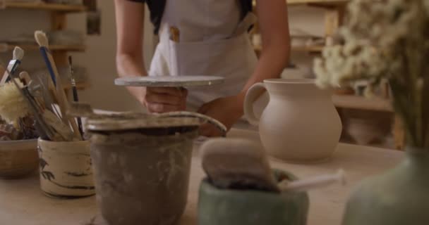 Front View Mid Section Young Caucasian Female Potter Wearing Apron — Stock Video