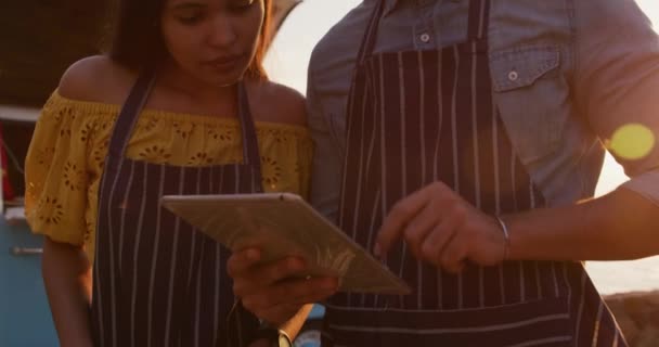 Front View Close Mixed Race Couple Standing Food Truck Using — Stock Video