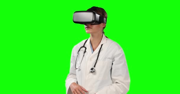 Vorderansicht Einer Kaukasischen Ärztin Mit Laborkittel Und Virtual Reality Brille — Stockvideo