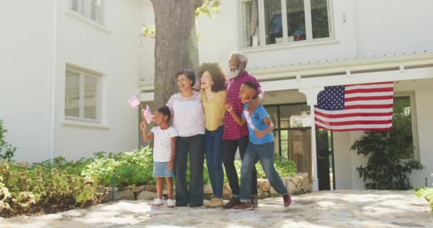 Multi Generation Mixed Race Family Enjoying Time Garden Welcoming Mixed — Stock Video