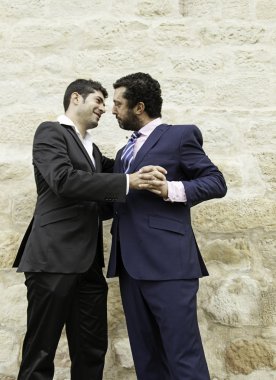 Eşcinsel çift tr