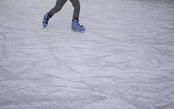 Chicas pista de patinaje — Foto de Stock
