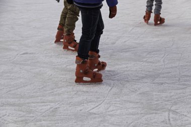 Buz pateni kızlar izle