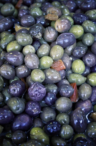 Renkli zeytin pazarı — Stok fotoğraf
