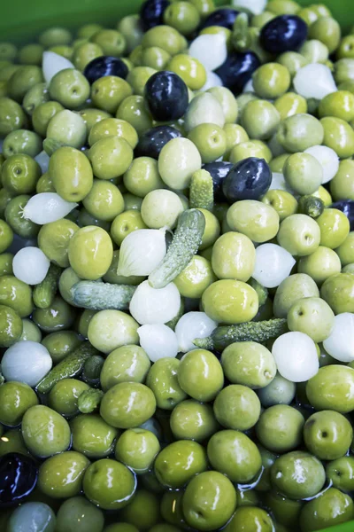 Olives and pickles — Stock Photo, Image