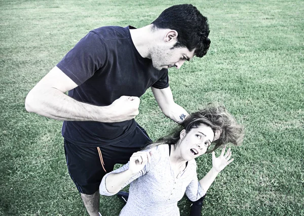 Boyfriend abused girl — Stock Photo, Image