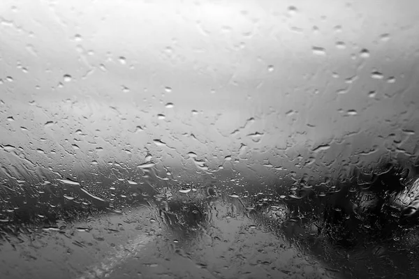 Krople deszczu samochód szkło — Zdjęcie stockowe