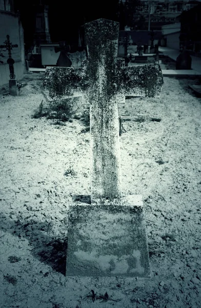 Cross medieval tomb — Stock Photo, Image