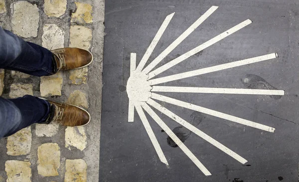 Arrow of the road of santiago — Stock Photo, Image