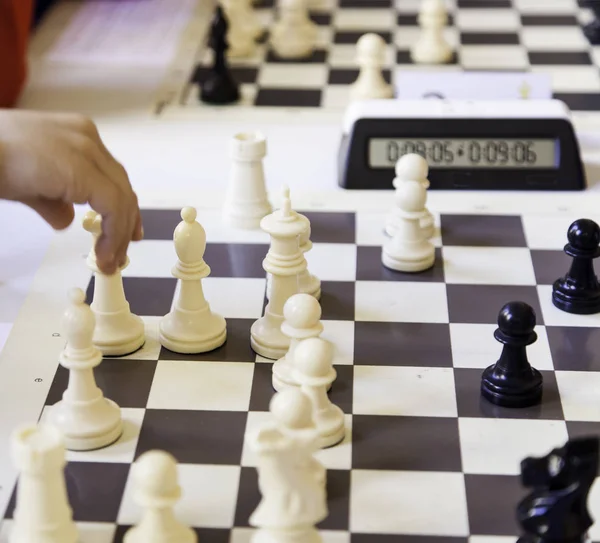 Playing chess game — Stock Photo, Image