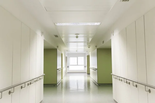 Couloir intérieur hôpital — Photo