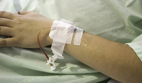 Girl sick hospital bed — Stock Photo, Image