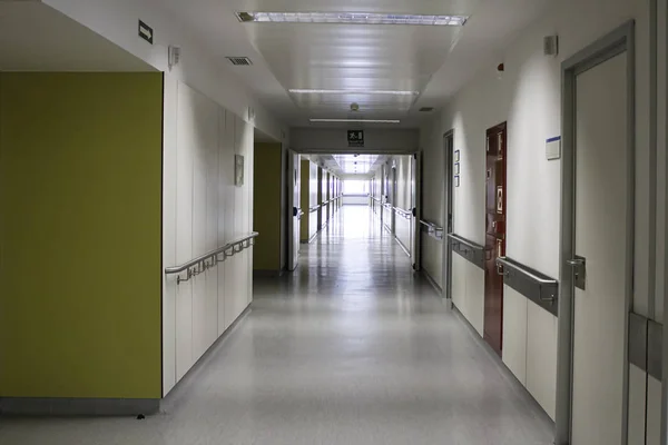 Interior corridor hospital — Stock Photo, Image