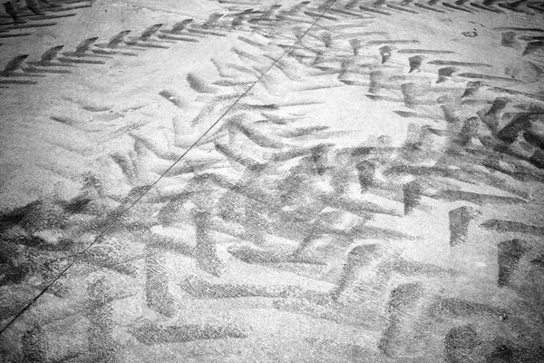 Wheel tracks on floor — Stock Photo, Image