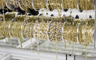 Altın Takı Bilezikler