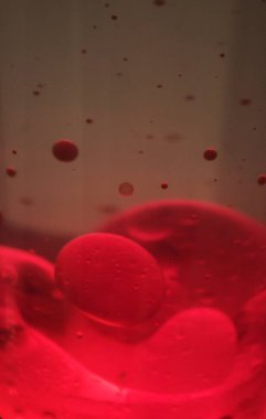 Kırmızı lava lambası