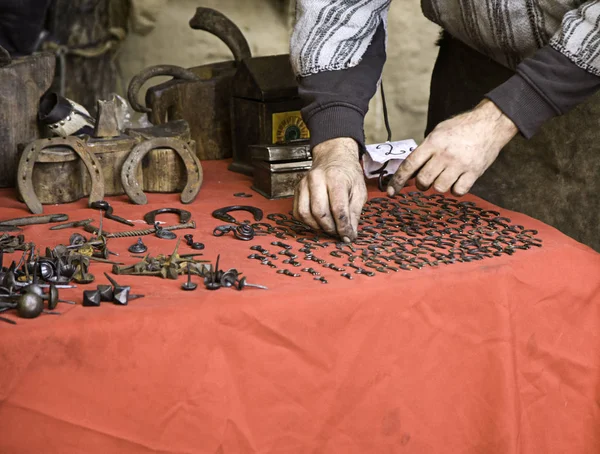 Kunsthandwerkliches Gusseisen — Stockfoto