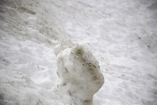 Gelo coberto de neve — Fotografia de Stock
