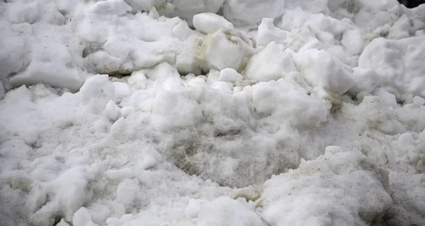 Заснеженный лёд — стоковое фото