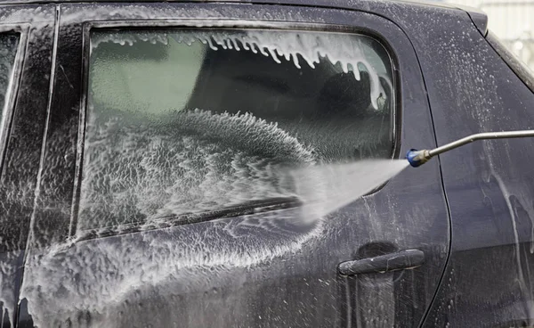 Car in car wash — Stock Photo, Image