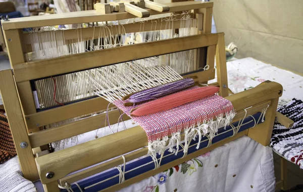 Weaving spinners — Stock Photo, Image