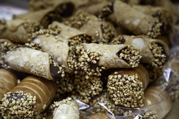 Rouleaux de pâte feuilletée chocolat — Photo