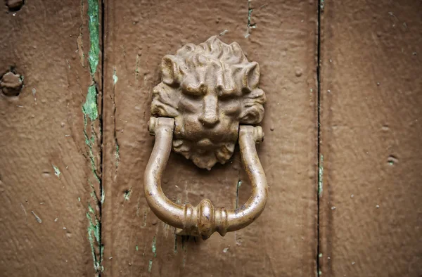 Wooden door knocker — 스톡 사진