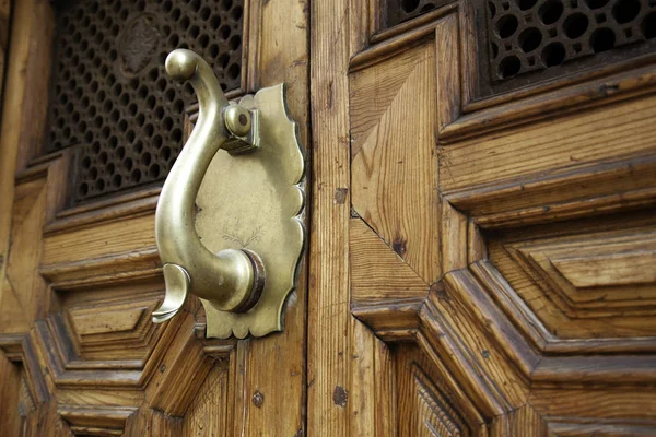 Wooden door knob — Stock Photo, Image