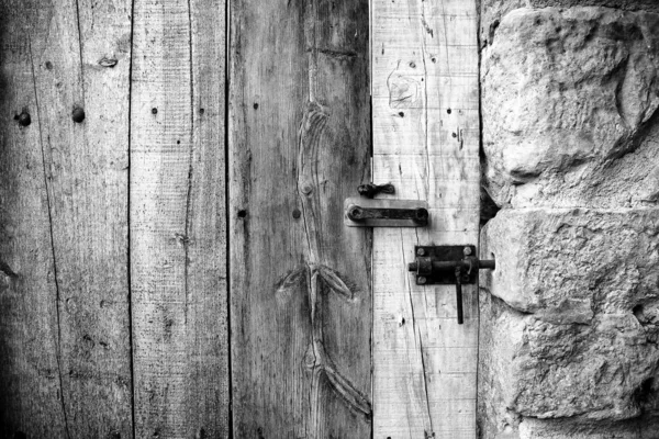 Puerta de madera cerrada — Foto de Stock