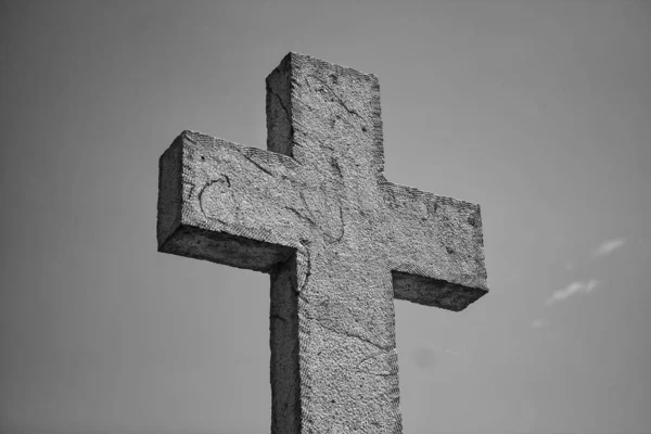 Крестовое каменное кладбище — стоковое фото
