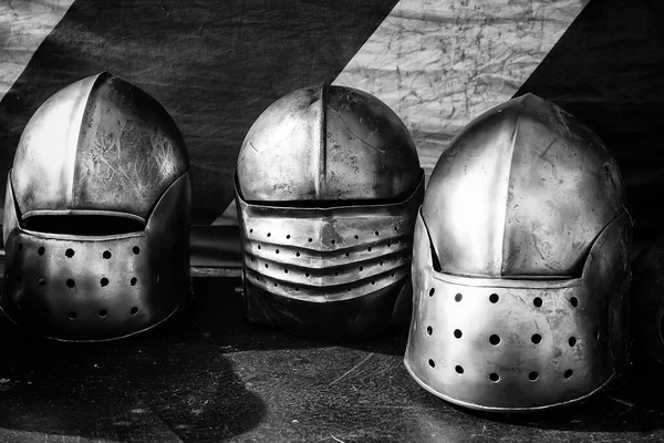 Antike Mittelalterliche Metallrüstung Helm Krieg Und Champion — Stockfoto