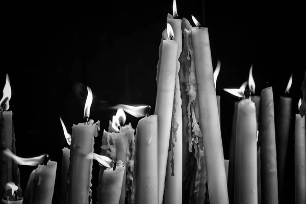 Velas Encendidas Capilla Lourdes Símbolos Religiosos Terrorismo —  Fotos de Stock