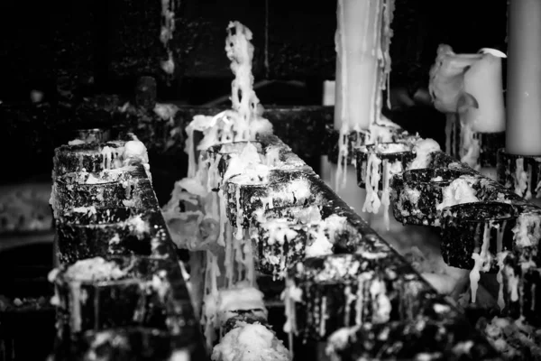 Kaarsen Aangestoken Kapel Van Lourdes Religieuze Symbolen Terrorisme — Stockfoto