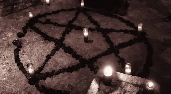 Pentacle Démon Gyertyák Ünneplés Boszorkányság Halloween Félelem — Stock Fotó