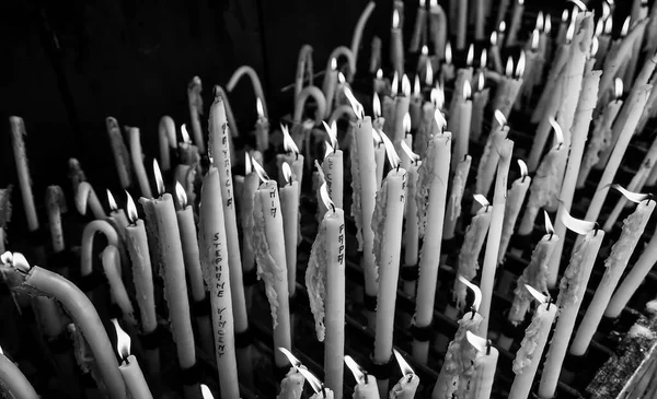 Velas Acesas Capela Lourdes Símbolos Religiosos Terrorismo — Fotografia de Stock