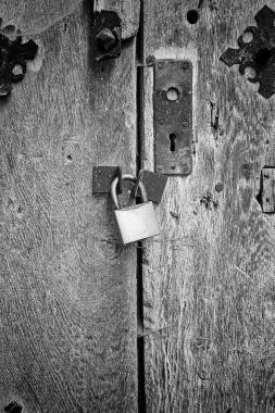 Eski ahşap kapı, inşaat.