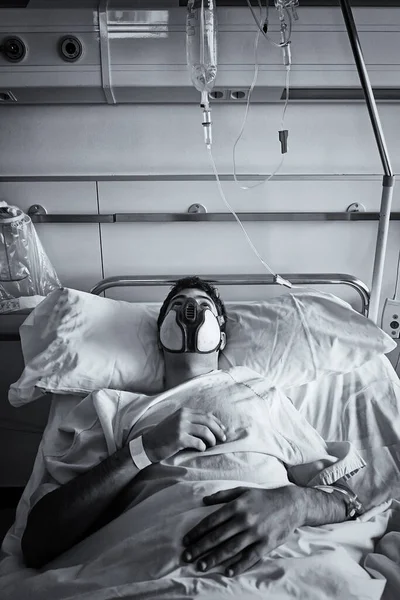 Ασθενής Μολυσμένος Μάσκα Στο Νοσοκομείο Άρρωστος — Φωτογραφία Αρχείου