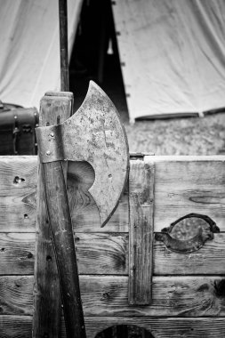 Ortaçağ Çelik Balta sembolü.