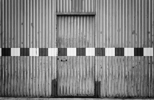 Industrial Metal Door Horizontal Line Construction — Stock Photo, Image