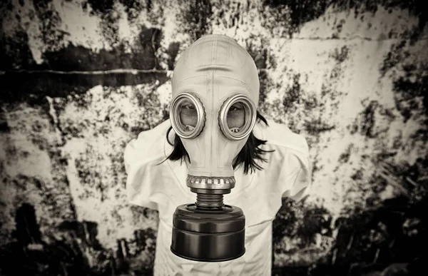 Γυναίκα Κουκούλα Μάσκα Αερίου Φόβος Απόκριες — Φωτογραφία Αρχείου
