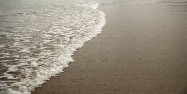 Temiz suyu, gezileri ve tatilleri olan doğal cennet plajı.