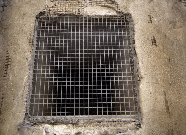 Eski kapalı ahşap pencere, inşaat ve mimari