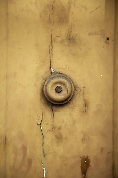 Old Abandoned Doorbell Communication Detail — Stock Photo, Image