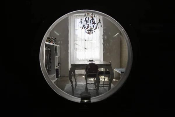 Porthole Window Detail Classic Room — 图库照片