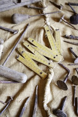 Eski tarım araçları, çalıştırılacak nesnelerin ayrıntıları